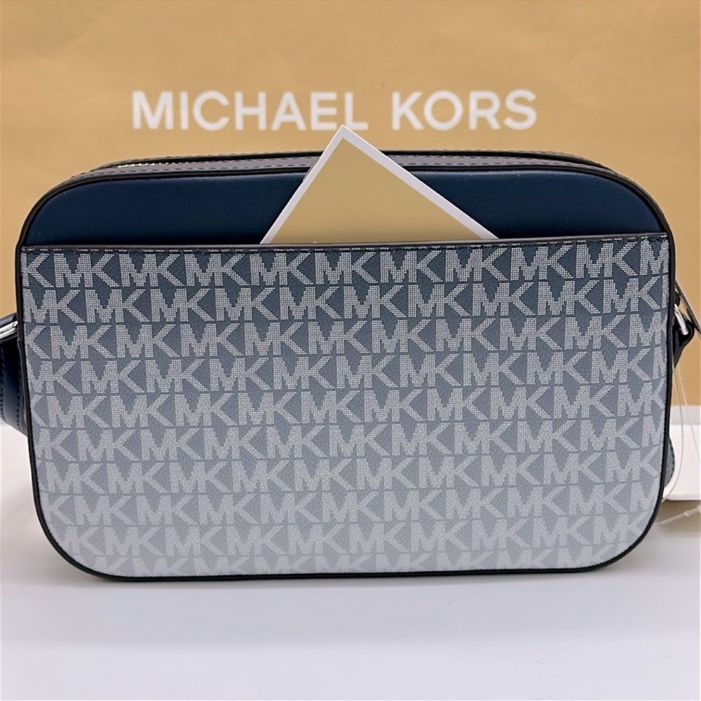 Michael Kors Jet Set Lg Ombré Signature Logo East West Crossbody Body
Navy 
NWT - Picture 7 of 15